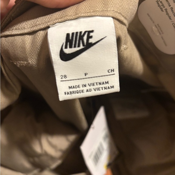 Nike cargo bage pants - Picture 3 of 3